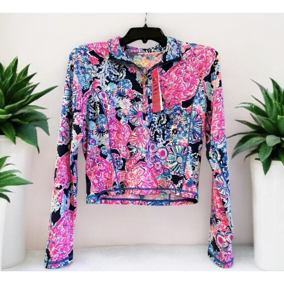 New! Lilly Pulitzer Luxletic JUSTINE CROP Half Zip Rash Guard Turtle Amazement M